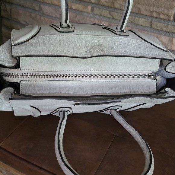 🐢 Céline White Drummed Calfskin Luggage Mini - Picture 6 of 17